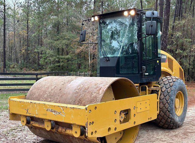 2020 Caterpillar CS54B